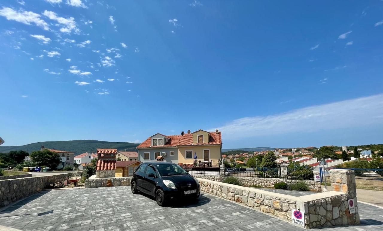 Lovro #1 & #2 Apartments Cres Bagian luar foto