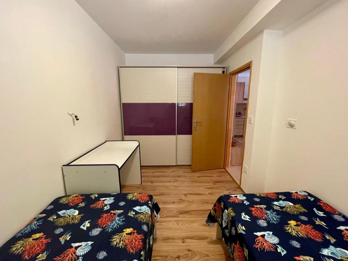 Lovro #1 & #2 Apartments Cres Bagian luar foto