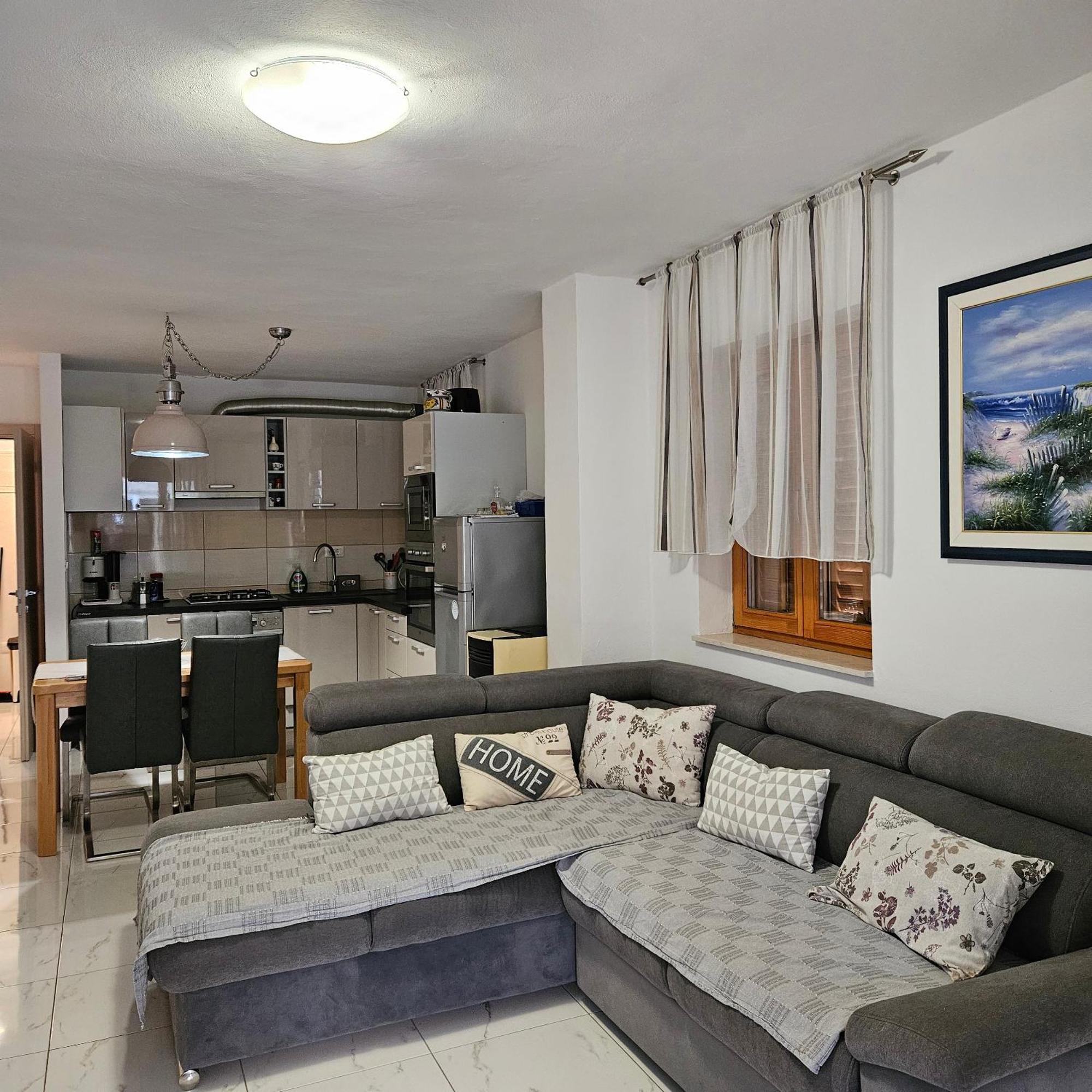 Lovro #1 & #2 Apartments Cres Bagian luar foto