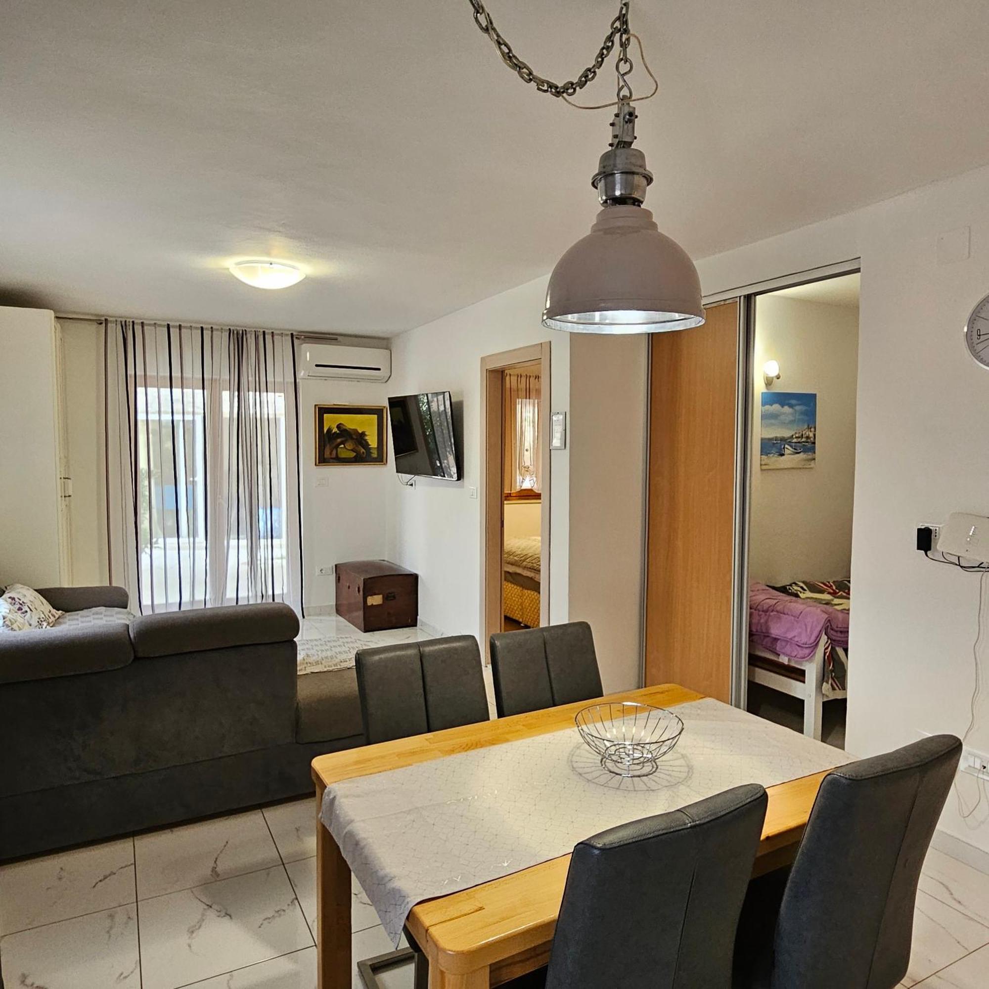 Lovro #1 & #2 Apartments Cres Bagian luar foto